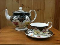 Teapots, Tea Cups & Other Tea Accessories