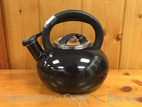 circulon sunrise 1.5 qt tea kettles black