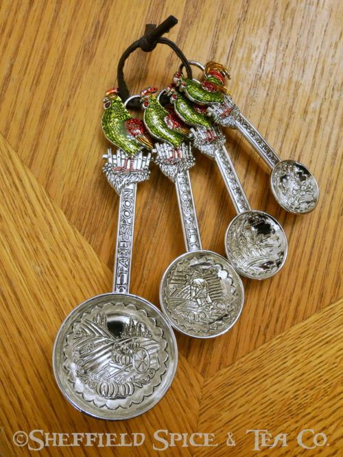 rooster measuring spoons color